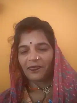 Snapshot of Hott_cutgirl chatting on October 8, 2025, 6:55 am Hott cutgirl online show from October 8, 2025, 6:55 am