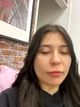 Valerie Ohara online show from September 30, 2025, 4:17 am