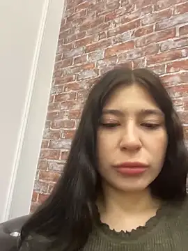 Valerie Ohara online show from November 2, 2025, 4:15 am