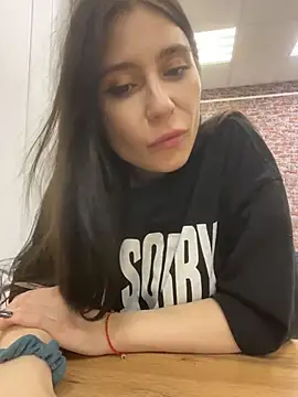 Valerie Ohara online show from November 4, 2025, 12:37 pm