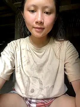 Snapshot of Elisali88 chatting on October 2, 2025, 7:26 am Elisali88 online show from October 2, 2025, 7:26 am