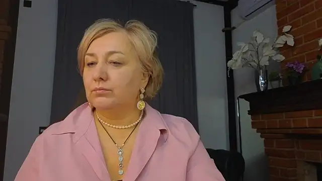 Marta Wils online show from October 11, 2025, 12:21 am