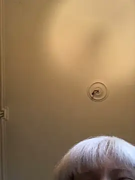 Snapshot of juliaoneandonly chatting on October 2, 2025, 10:33 am juliaoneandonly online show from October 2, 2025, 10:33 am