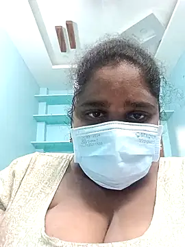 Snapshot of Ammulu-k chatting on October 30, 2025, 10:38 am Ammulu-k online show from October 30, 2025, 10:38 am