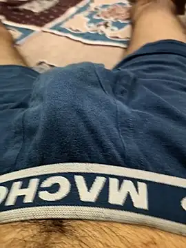 king boy070 online show from October 31, 2025, 6:47 am