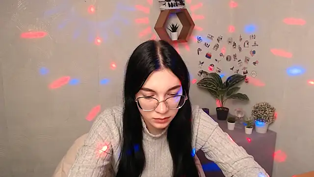 MiraBabe  online show from October 6, 2025, 8:34 am