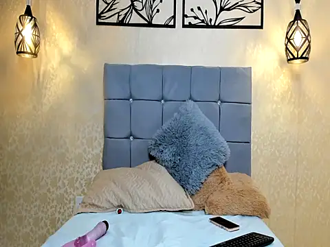 SamantaParty1 online show from September 30, 2025, 1:43 am