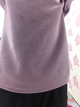 sassyishhu76 online show from October 5, 2025, 10:13 am