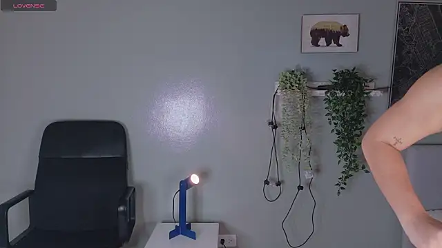 KeendraFox  online show from February 2, 2026, 10:36 am