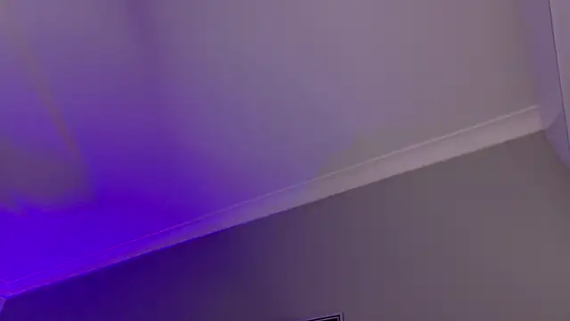 KeendraFox  online show from April 3, 2026, 10:13 am