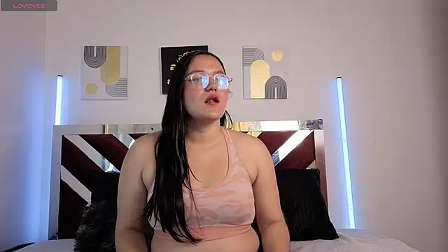 linda vega1 online show from September 26, 2025, 12:42 pm
