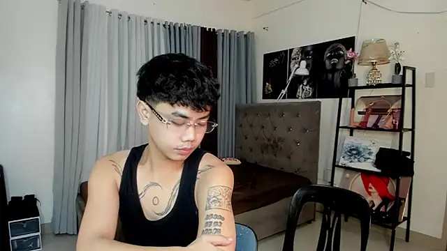 UncensoredCock online show from October 23, 2025, 4:50 pm