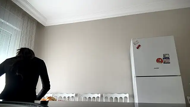 EmmaLeexth online show from January 17, 2026, 7:46 am