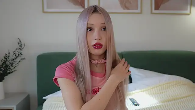 Snapshot of Laura_Obsidian chatting on October 3, 2025, 7:49 am Laura Obsidian online show from October 3, 2025, 7:49 am