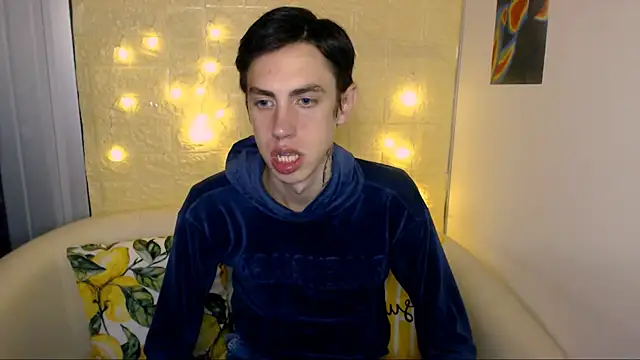 AlexNaughty14 online show from September 19, 2025, 9:22 am