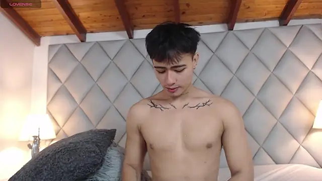 Clement Reyes online show from September 27, 2025, 12:54 pm