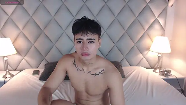 Clement Reyes online show from October 10, 2025, 1:21 pm