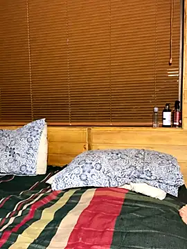 Dani and Ander online show from October 7, 2025, 11:24 pm