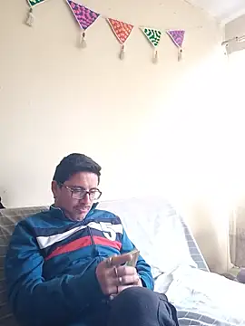 Lionardovssf35 online show from July 14, 2026, 2:34 pm