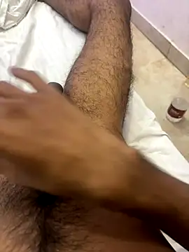 Snapshot of satisfyursoul chatting on November 23, 2025, 6:19 pm satisfyursoul online show from November 23, 2025, 6:19 pm