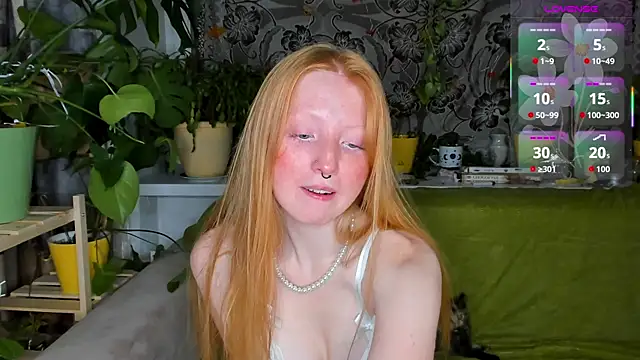 RitaSweety18 online show from October 4, 2025, 10:52 pm