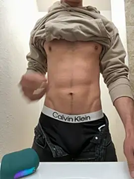 gymratforyouu online show from April 13, 2026, 2:50 am