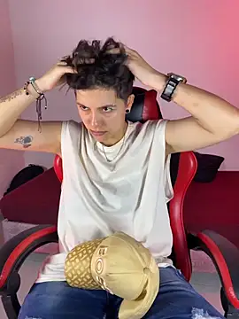 nicocoox online show from February 10, 2026, 2:04 am