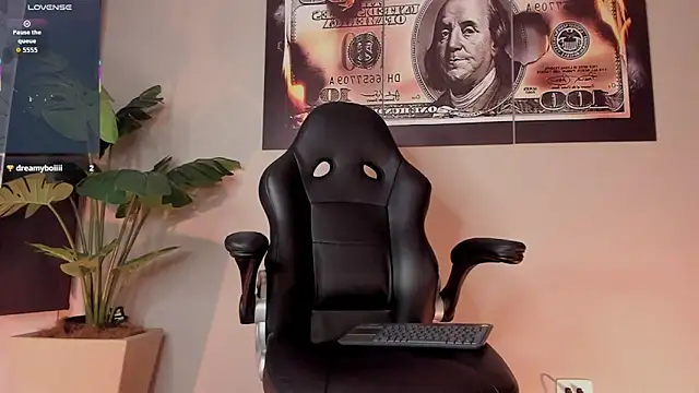 chrizmacgregor online show from December 4, 2025, 2:21 am