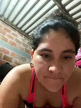 lunasexyhot18 online show from October 17, 2025, 6:32 pm