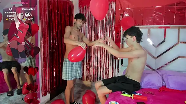 DemianSalvatore online show from February 10, 2026, 9:08 pm