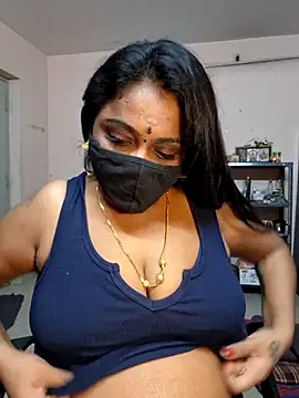 queendivya online show from June 24, 2026, 1:54 pm