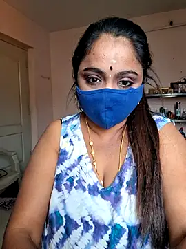 queendivya online show from June 25, 2026, 6:51 am