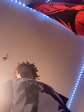 Snapshot of Zayinc chatting on November 9, 2025, 1:37 am Zayinc online show from November 9, 2025, 1:37 am