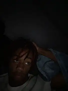 Snapshot of Zayinc chatting on November 12, 2025, 9:21 am Zayinc online show from November 12, 2025, 9:21 am