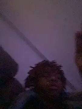 Snapshot of Zayinc chatting on November 15, 2025, 7:05 am Zayinc online show from November 15, 2025, 7:05 am