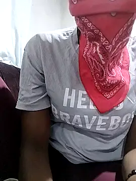 Snapshot of Lesego-mash chatting on October 27, 2025, 10:47 pm Lesego-mash online show from October 27, 2025, 10:47 pm