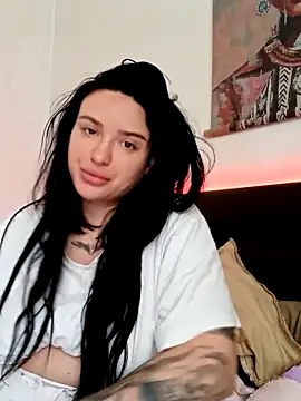 Snapshot of mariabloom9 chatting on October 8, 2025, 8:45 am mariabloom9 online show from October 8, 2025, 8:45 am