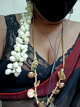 Maithili18 online show from October 4, 2025, 11:03 pm