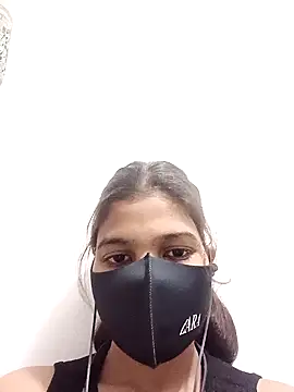 HOT-MAHI1143 online show from January 10, 2026, 11:23 am