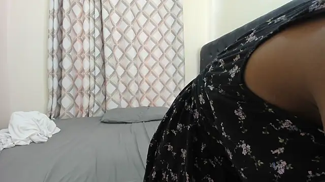 Pretty Ebony Doll online show from April 19, 2026, 9:41 am