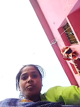 Hot reshmaji online show from December 14, 2025, 10:42 am