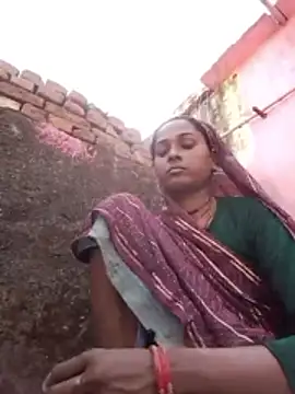 Hot reshmaji online show from April 18, 2026, 3:10 am