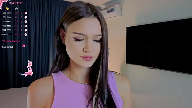 Snapshot of Purple_Rise chatting on September 27, 2025, 11:37 am Purple Rise online show from September 27, 2025, 11:37 am