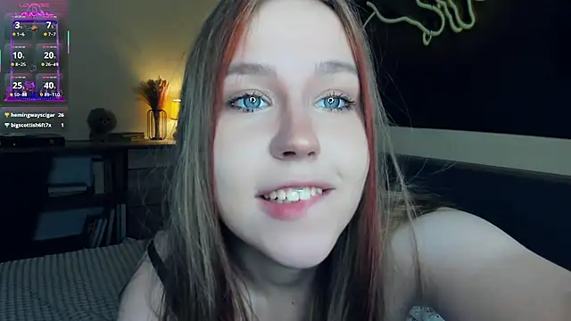 Snapshot of MaliaBourraine chatting on October 19, 2025, 7:09 am MaliaBourraine online show from October 19, 2025, 7:09 am