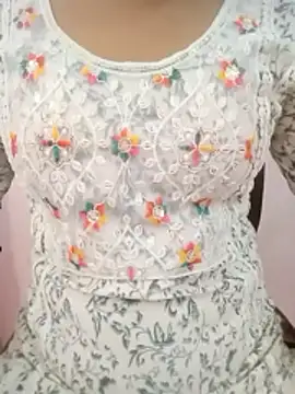 pari rani7 online show from October 18, 2025, 3:53 am