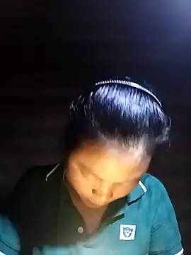 clara-cute online show from October 7, 2025, 1:30 pm