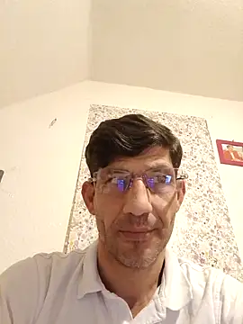 Casianantoonnio online show from February 16, 2026, 11:45 pm