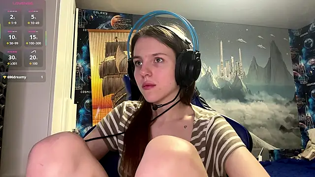 Elira Breeze online show from February 26, 2026, 3:00 pm