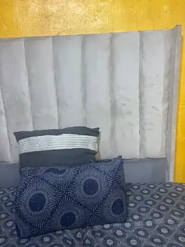 SexyBear012 online show from October 19, 2025, 7:58 pm