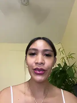 UrIdealGirl Jade online show from May 24, 2026, 2:11 pm